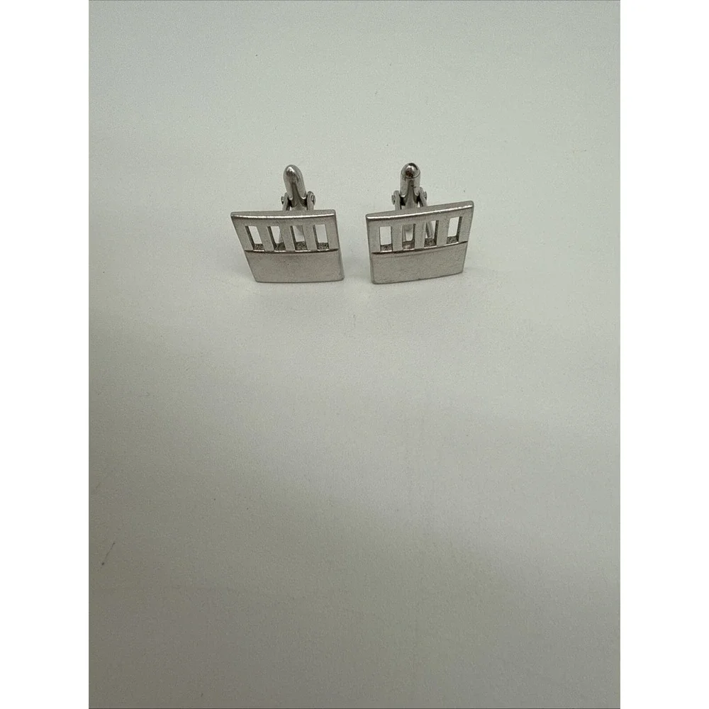 Vintage Swank Silver Toned Pair of Cufflinks